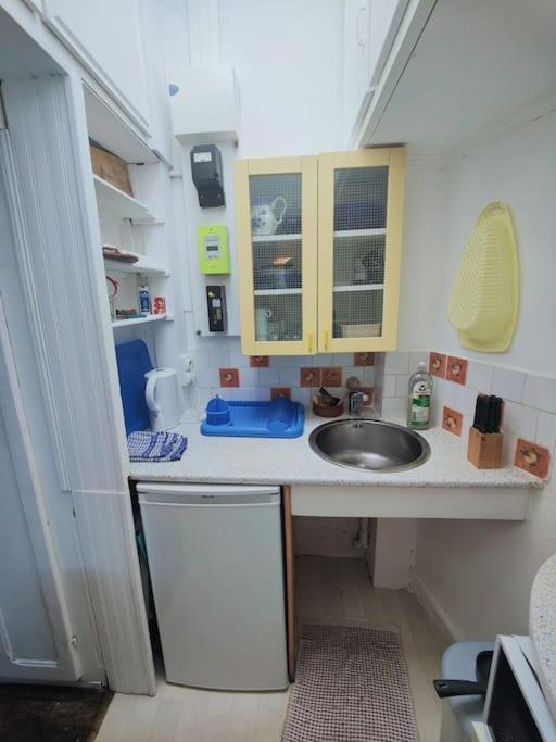Studio Proche De La Tour Eiffel Apartment ปารีส ภายนอก รูปภาพ